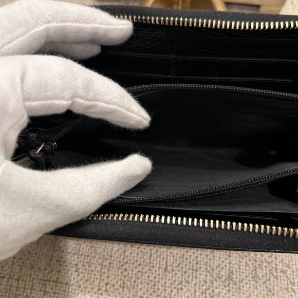 Gucci Black Pebbled Calfskin Fringe Tassel Soho Zip Around Continental Wallet - Picture 5 of 9